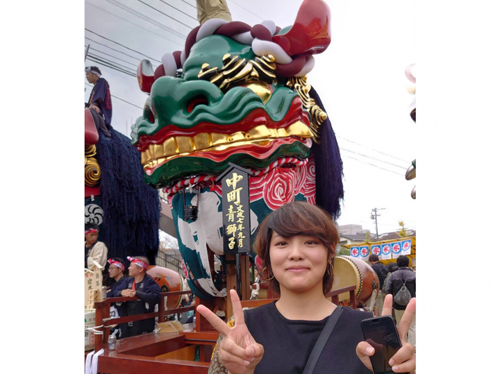 谷上さんは唐津くんちのコミュニティや祭りに関わる人々の熱い思いを知りました